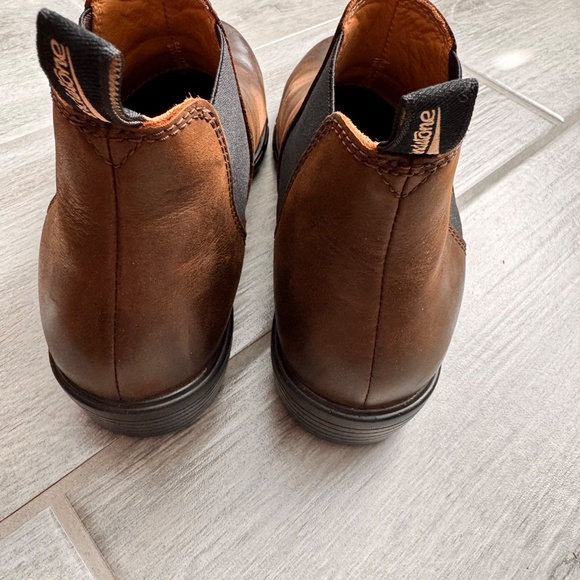 Blundstone Brown Ankle Boots - Picture 6 of 7